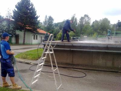 Príprava povrchov – tryskanie tlakovou vodou, pieskovanie